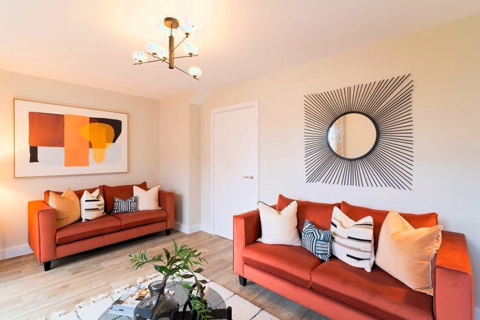 3 Bedroom Semi-Detached House For Sale In Littlemoor Road, Preston, Weymouth, DT3