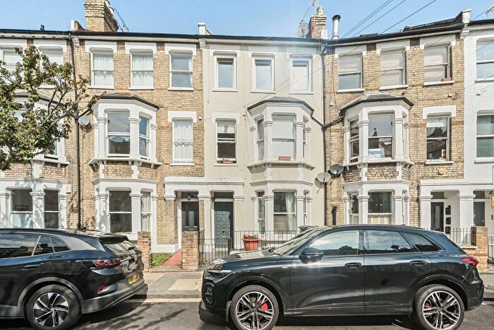 2 Bedroom Flat For Sale In Epirus Road, Fulham, London, SW6