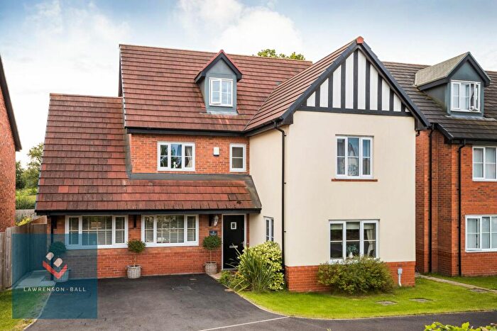 5 Bedroom Detached House For Sale In Balmoral Close, Cuddington, CW8
