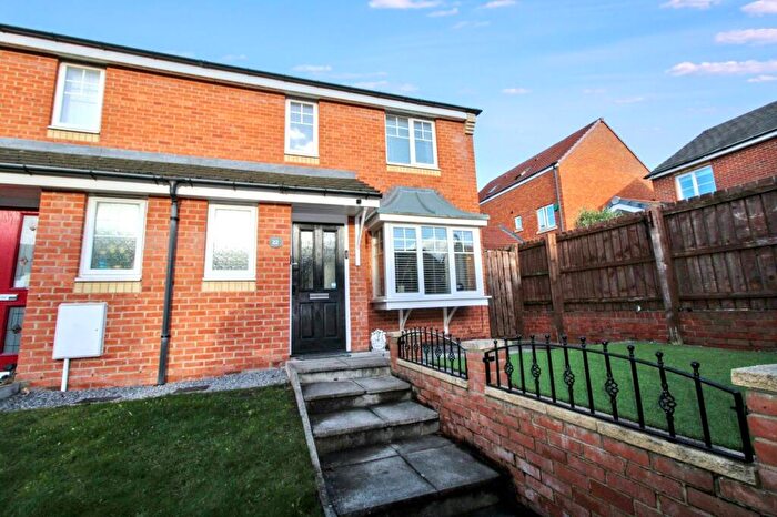 3 Bedroom Semi Detached House For Sale In Horsley View, Wallsend, Tyne And Wear, NE28