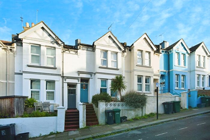 3 Bedroom Terraced House For Sale In Whippingham Road, Brighton, BN2