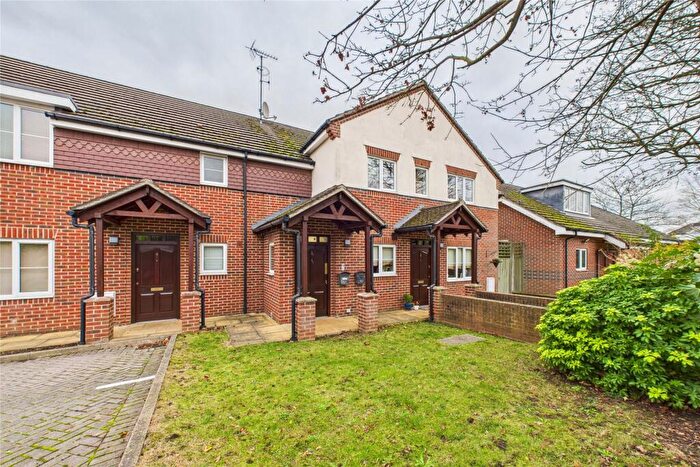 2 Bedroom Apartment To Rent In Green Lane, Windsor, Berkshire, SL4