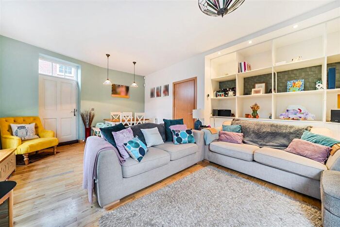 4 Bedroom Terraced House For Sale In The Park, Carshalton, SM5