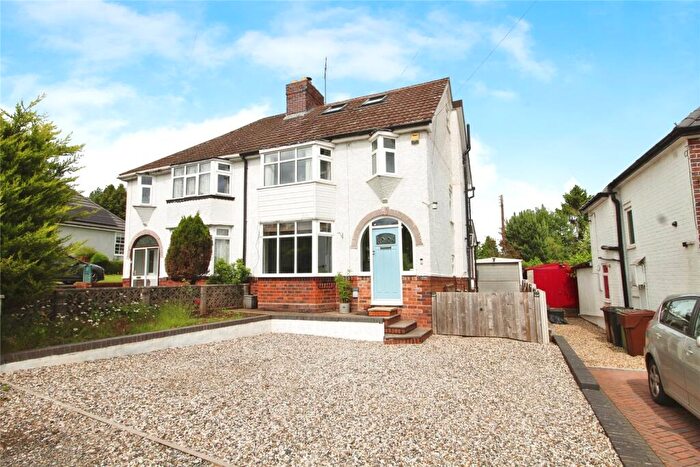 3 Bedroom Semi-Detached House For Sale In Stourbridge Road, Catshill, Bromsgrove, Worcestershire, B61