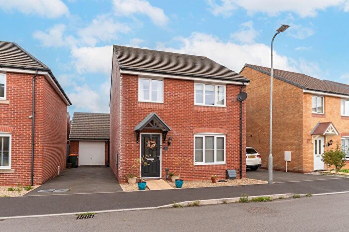 4 Bedroom Detached House For Sale In Hurricane Way, Rogerstone, NP10