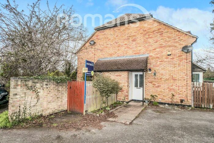 1 Bedroom Cluster House To Rent In Byron Close, RG10