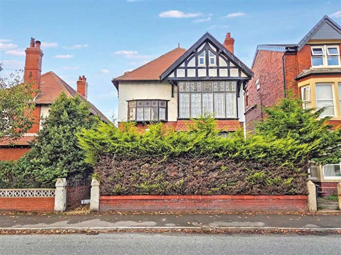 4 Bedroom Detached House For Sale In St. Davids Road North, Lytham St. Annes, FY8
