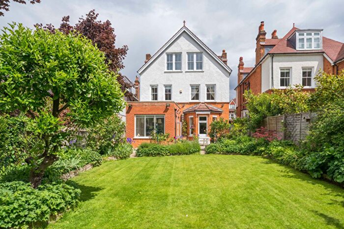 7 Bedroom Detached House For Sale In Lytton Grove, London, SW15
