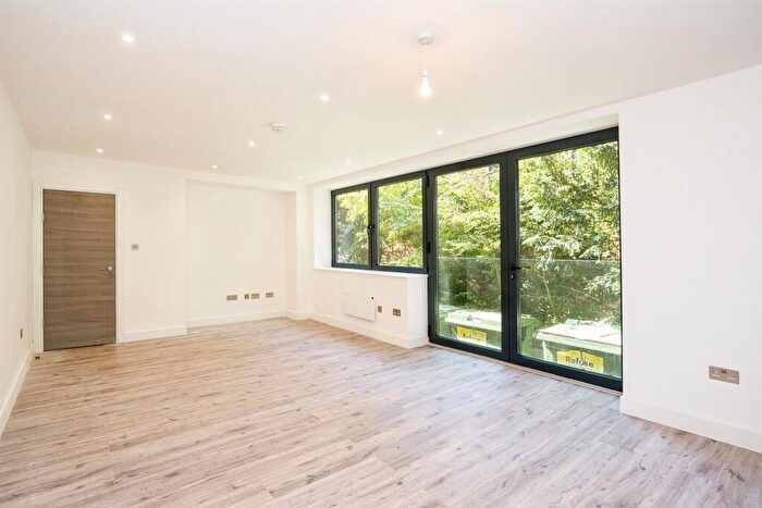 1 Bedroom Flat To Rent In Clarence Road, Tunbridge Wells, TN1