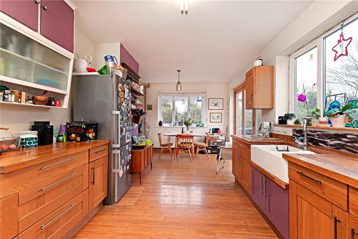 3 Bedroom Detached House For Sale In Wimpole Road, Barton, Cambridge, CB23