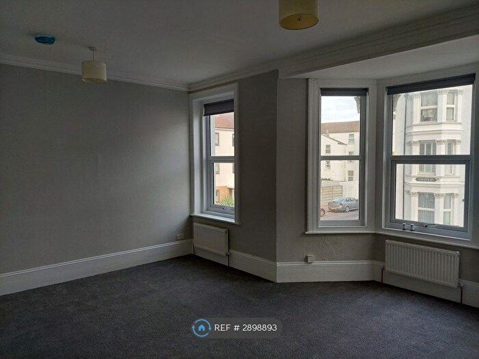 Studio To Rent In Gordon Rd, Margate, CT9