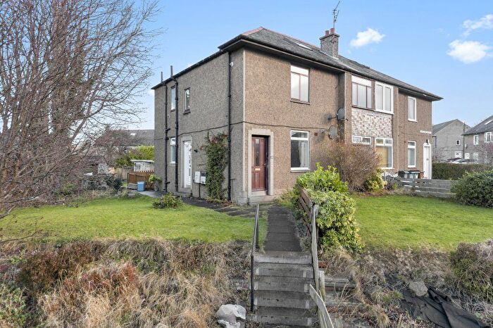 2 Bedroom Flat For Sale In Carrick Knowe Gardens, Carrick Knowe, Edinburgh, EH12