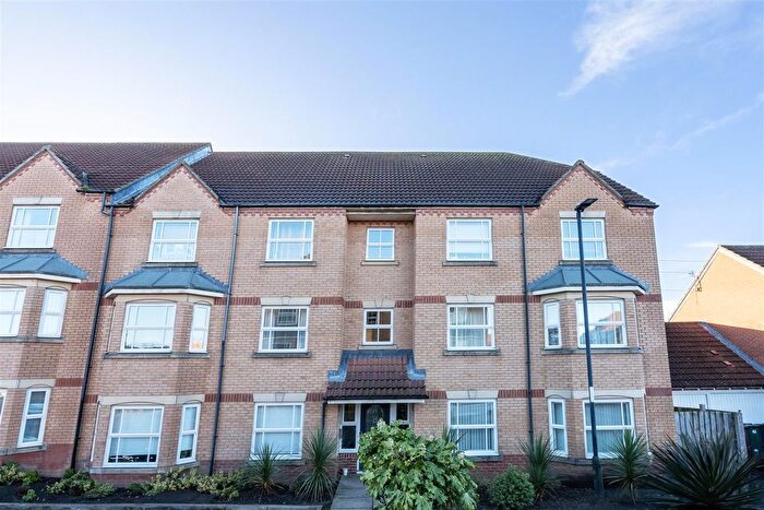 2 Bedroom Flat For Sale In Fenwick Close, Backworth, Newcastle Upon Tyne, NE27