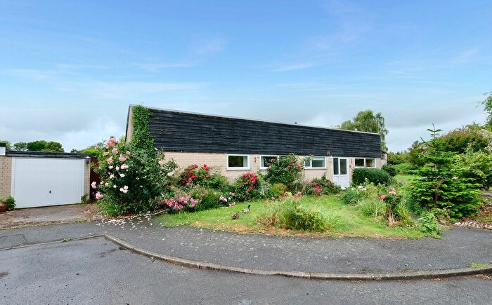 4 Bedroom Detached Bungalow For Sale In Victoria Crescent, Wyton, Huntingdon, PE28