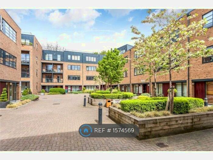 1 Bedroom Flat To Rent In Mildmay Avenue, London, N1