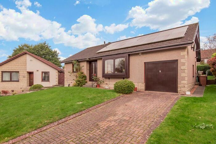 3 Bedroom Detached Bungalow For Sale In Hogarth Drive, Cupar, KY15
