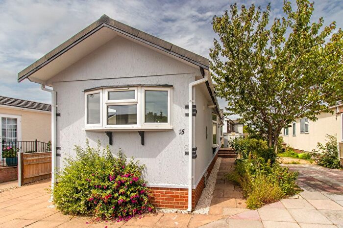 2 Bedroom Bungalow For Sale In Valdean Park, The Dean, Alresford, SO24