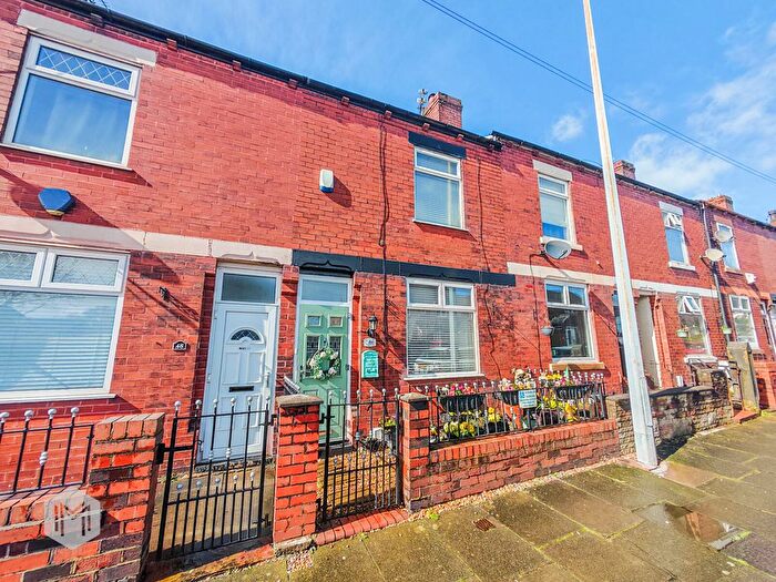 2 Bedroom Terraced House For Sale In Lynton Avenue, Pendlebury, Swinton, Manchester, M27