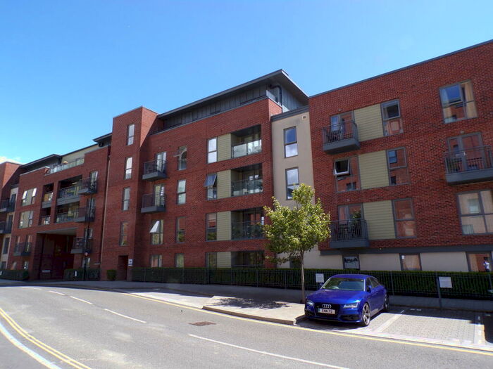 1 Bedroom Flat To Rent In Grafton House, John Thornycroft Road, SO19