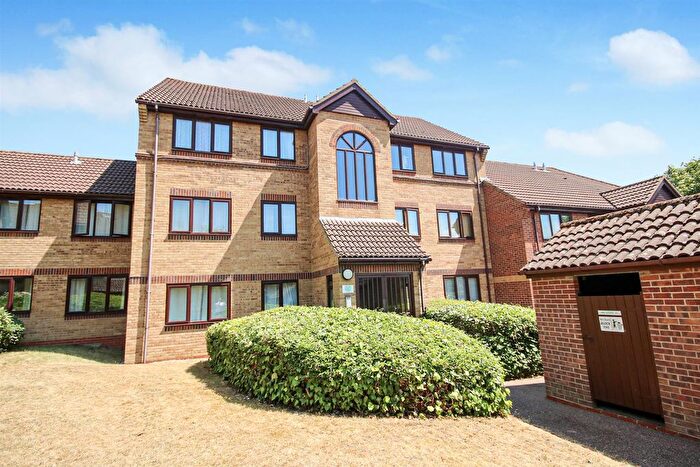 2 Bedroom Flat For Sale In Scott Road, Norwich, NR1