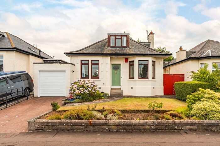 3 Bedroom Detached Bungalow For Sale In Craiglockhart Loan, Edinburgh, EH14