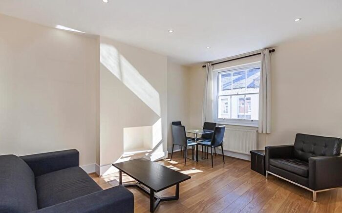 2 Bedroom Flat To Rent In Gloucester Place, Marylebone, London, NW1