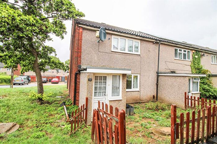 3 Bedroom End Of Terrace House To Rent In Joyners Field, Harlow, CM18
