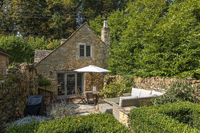2 Bedroom Detached House For Sale In Angel Lane, Broad Campden, Gloucestershire, GL55