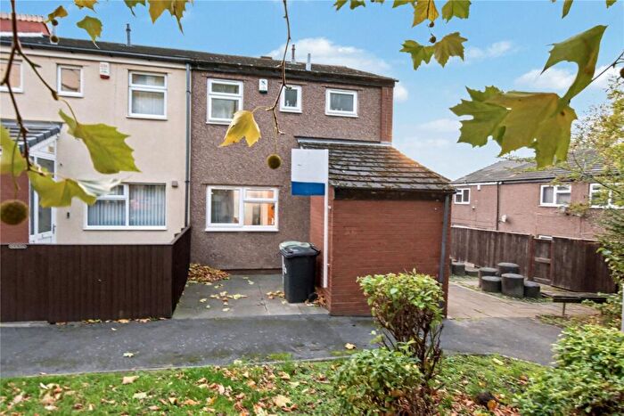 3 Bedroom Terraced House For Sale In St. Johns Road, Leeds, West Yorkshire, LS3