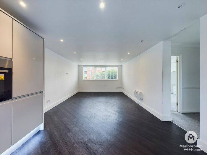 2 Bedroom Flat To Rent In Menthone Place, Hornchurch RM11