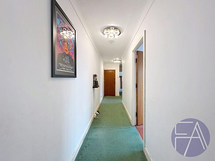 2 Bedroom Flat For Sale In Albany Road, Southport, Merseyside, PR9