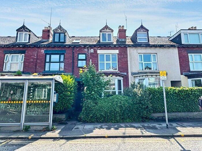 3 Bedroom Terraced House For Sale In Abbeydale Road, Sheffield, S7