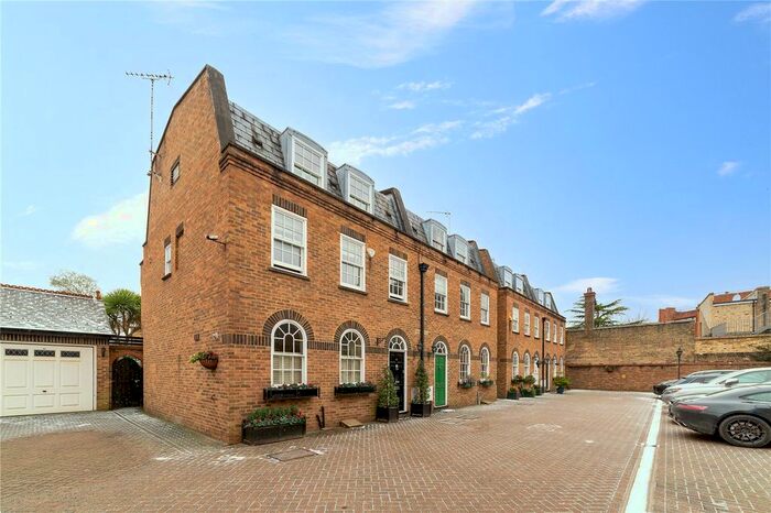 5 Bedroom Mews House To Rent In Black Lion Mews, London, W6