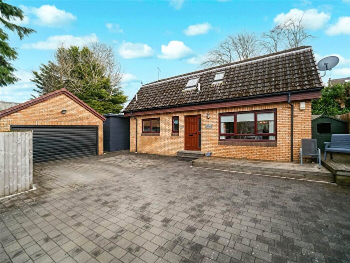 4 Bedroom Bungalow For Sale In Easterton Avenue, Clarkston, Glasgow, East Renfrewshire, G76