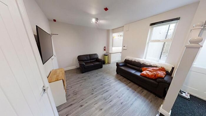6 Bedroom House To Rent In Shoreham Street, Sheffield, S2