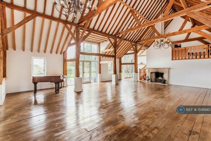 4 Bedroom Detached House To Rent In Hurst Road, Headley, Epsom, KT18