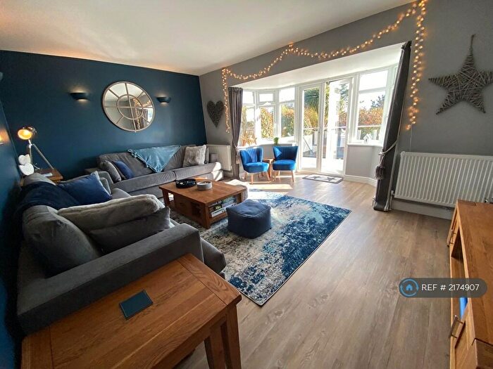 4 Bedroom Detached House To Rent In West Way, Worthing, BN13