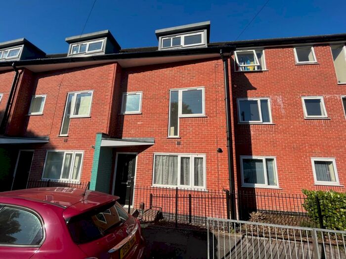 3 Bedroom Terraced House To Rent In High Street, May Bank, Newcastle, Staffordshire, ST5