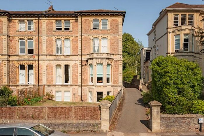 2 Bedroom Flat For Sale In Apsley Road, Clifton, Bristol, BS8