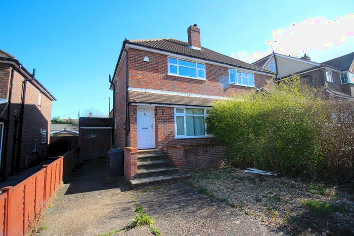 3 Bedroom Semi-Detached House To Rent In Bryanstone Grove, Guildford, GU2