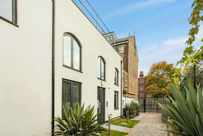 1 Bedroom Flat To Rent In Fonthill Mews, Finsbury Park, N4