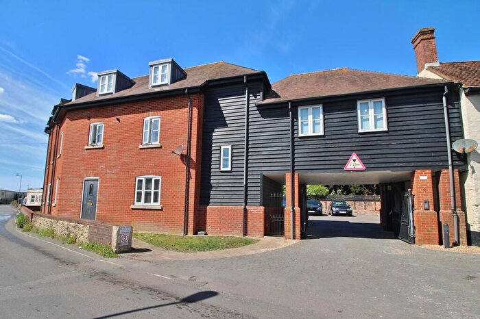 2 Bedroom Flat For Sale In Brockhampton Lane, Havant, PO9