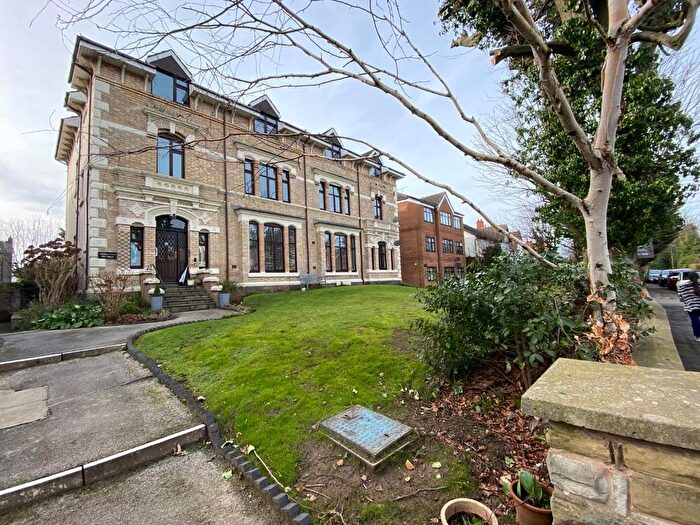 2 Bedroom Flat For Sale In Abbotsford Road, Crosby, Liverpool, L23