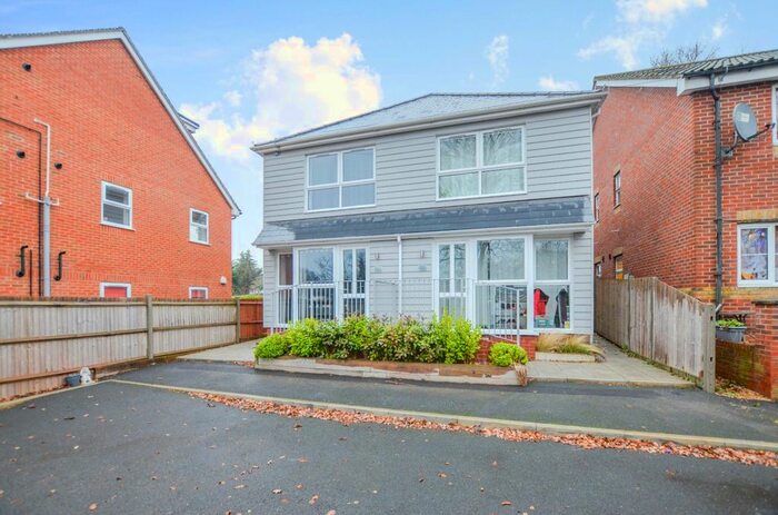 1 Bedroom Terraced House To Rent In Wimpson Gardens, Southampton, Hampshire, SO16