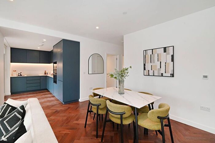 3 Bedroom Flat For Sale In Brent Cross Town, Brent Cross, NW2