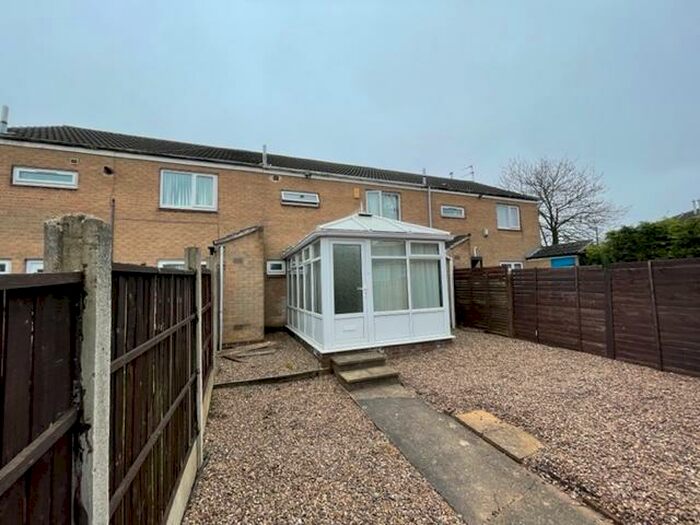 3 Bedroom Terraced House To Rent In Alder Gardens, Nottingham, NG6
