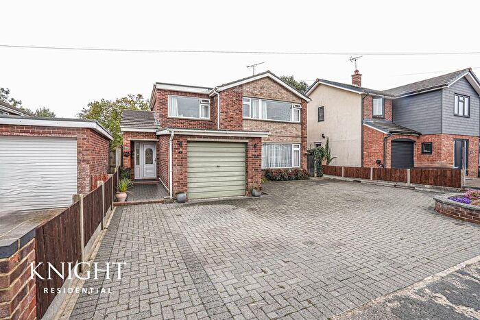 4 Bedroom Detached House For Sale In St Christopher Road, Colchester, CO4