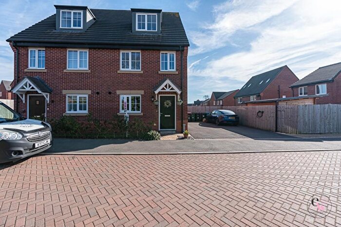 3 Bedroom Semi-Detached House For Sale In Cookes Crescent, Winsford, CW7