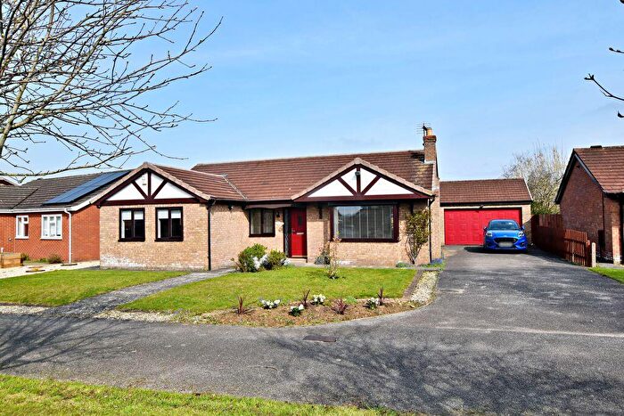 4 Bedroom Detached Bungalow For Sale In Westholm Close, Lincoln, LN2