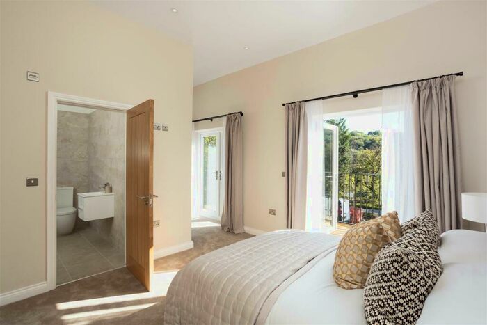 5 Bedroom Semi-Detached House To Rent In Plot, Ridge Court, Leeds, LS13